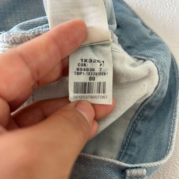 Abercrombie & Fitch Distressed Denim Shorts Light Wash 00 / 24 Women’s Cutoff Je - Picture 8 of 8